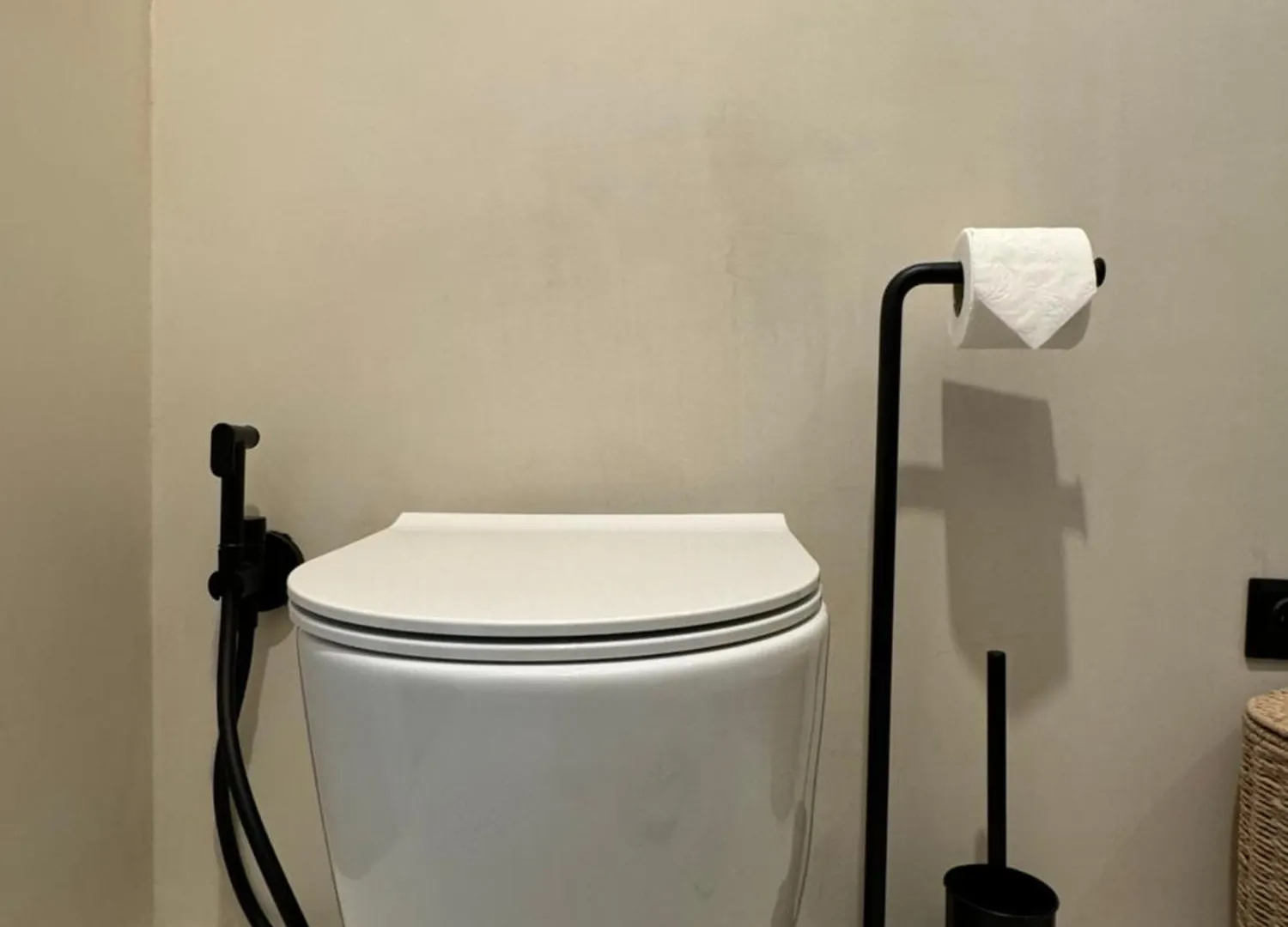Apartment In San Agostino Milan